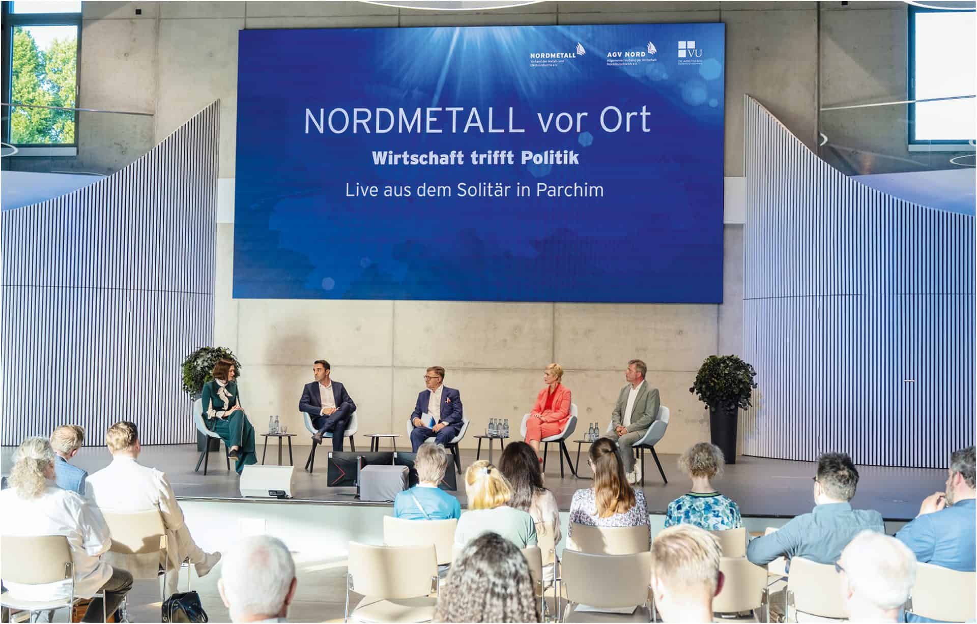 Podiumsdiskussion bei Nordmetall Veranstaltung in Parchim.
